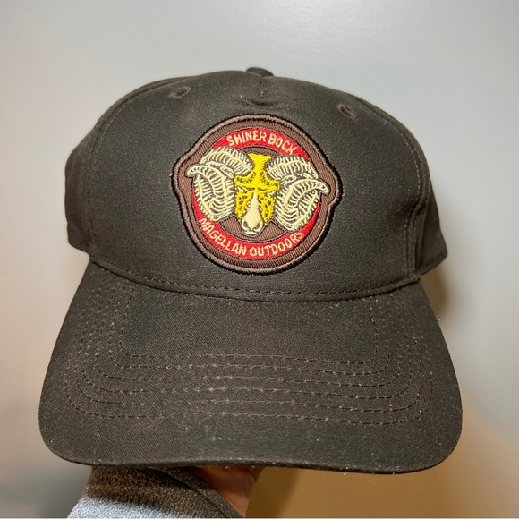 Magellan‎ Outdoors & Shiner Bock Black/Brown Hat Adjustable Cap NWT - Picture 1 of 7